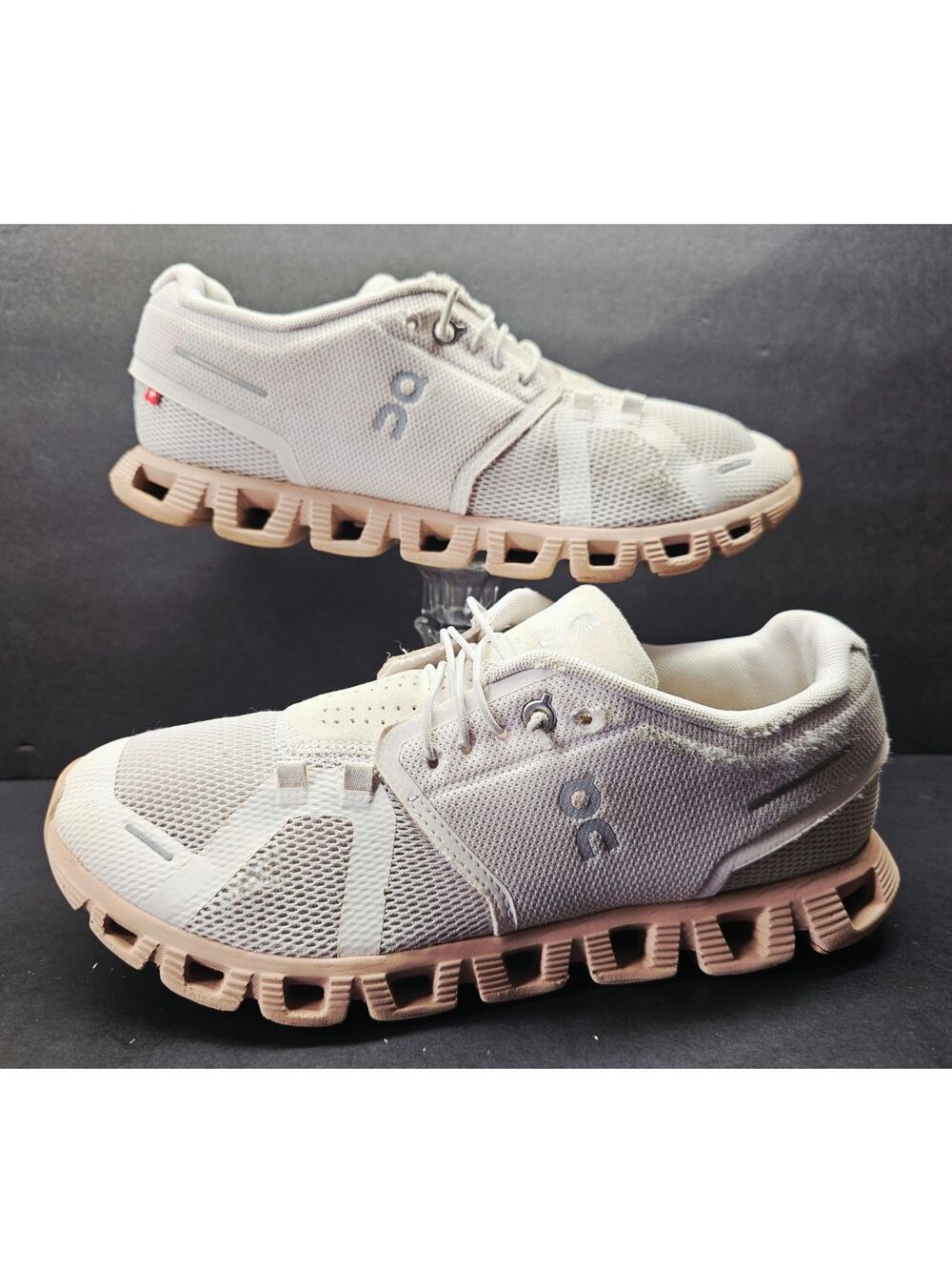 Oncloud Women 9.5 Comfy footwear
